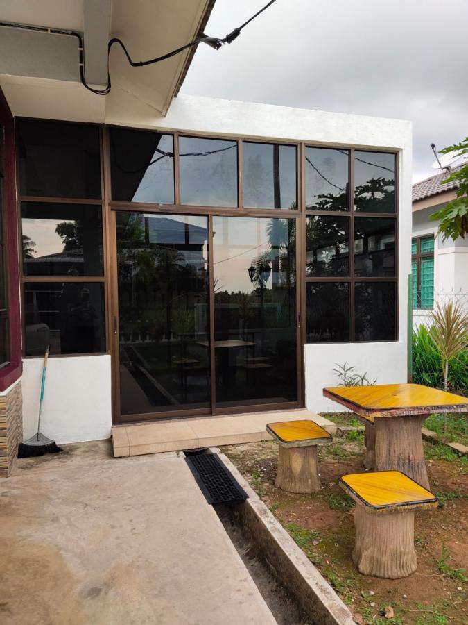 Homestay Melaka Urich Екстериор снимка